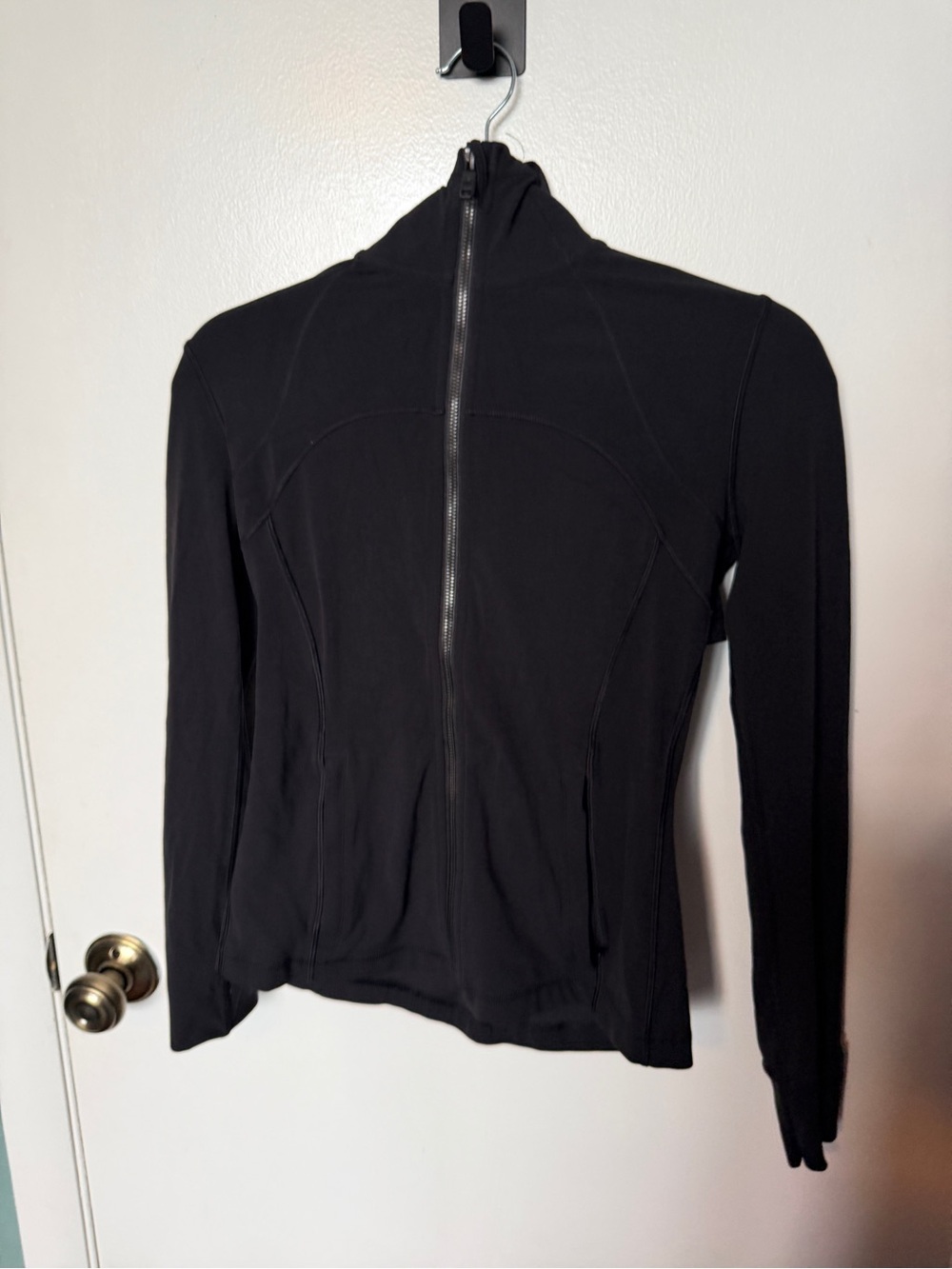 Lululemon defined jacket - Picture 2 of 6